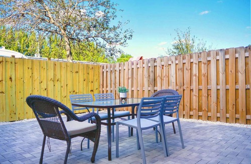Golden Glades Condo | Townhouse Minutes from Design District
