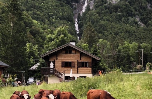 Sixt-Fer-a-Cheval Ski Chalet | Traditional Ski Chalet with Stunning Views