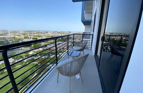Doral Condo | Tranquil Doral Retreat: Spacious Gem