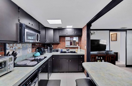 Greater Palm River Point CDC House | Tranquil Haven – Cozy & One-of-a-Kind Experience