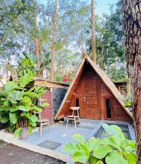 Toya Bungkah House | Triangle House and hot spring