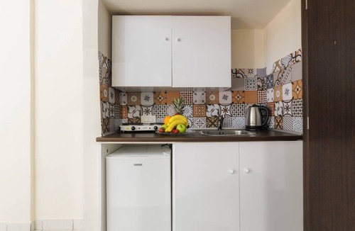 Laganas Apartment | Triple Studio with Balcony