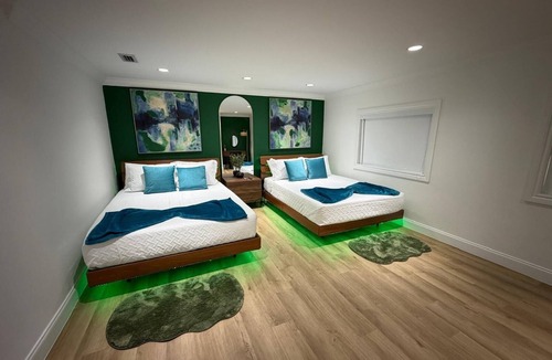 Kendale Lakes Bed & Breakfast | Tropical Lakehouse Escape in Miami neighborhood