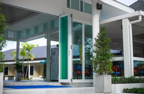 Chalong Resort | Tuana Hotels Brook Pool Access