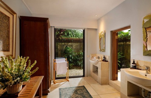 Kedewatan House | UB3002 - 3 Bedroom Villa in Ubud