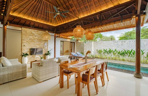 Pecatu Villa | Uluwatu Escape, 8min Beach - 2BR Private Pool Villa by Orivista