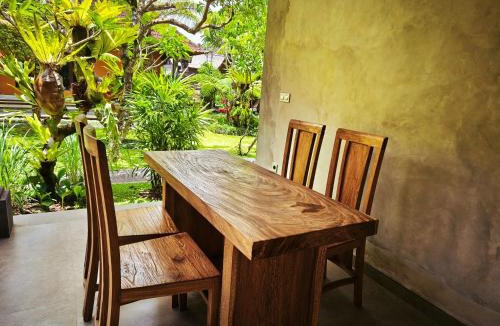 Keliki House | Umah alas