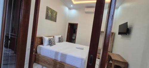 Kedewatan House | Umah Lavista