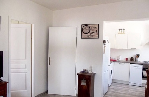 Carnoules Apartment | Un Gîte de Qualité Entièrement Équipé au Coeur du Var