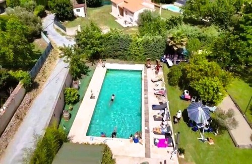 Carnoules Apartment | Un Gîte de Qualité Entièrement Équipé au Coeur du Var