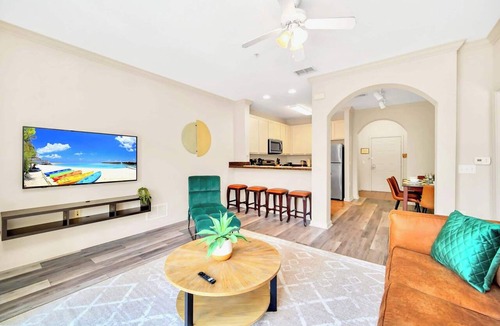 West Kissimmee Condo | Upstay - Condo w Pool - Near Disney!