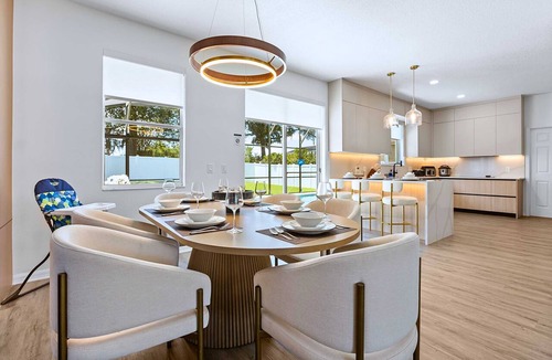 Windwood Bay House | Upstay Contemporary Retreat w Pool, BBQ & Backyard
