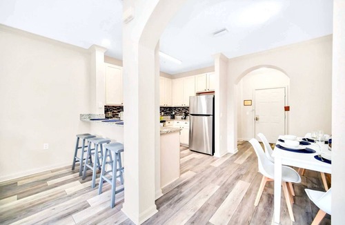 West Kissimmee Condo | Upstay - Pet-Friendly Condo - Sauna, Pool