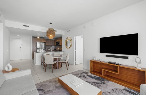 Doral Condo | Urban Chic: 3BR Doral Retreat