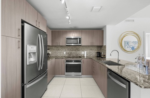 Doral Condo | Urban Chic: 3BR Doral Retreat