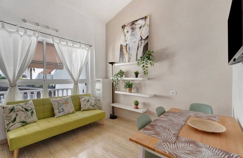 Costa Adeje Apartment | Vacation Apartment 'Torviscas Endless Summer' with Sea View, Shared Pool and Wi-Fi
