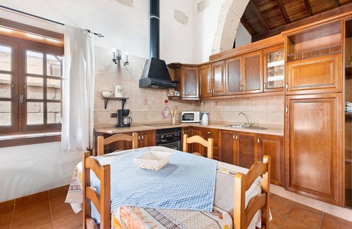 Las Galletas Apartment | Vacation Apartment 'Finca La Bonita Ap G1' with Shared Pool, Shared Terrace and Wi-Fi