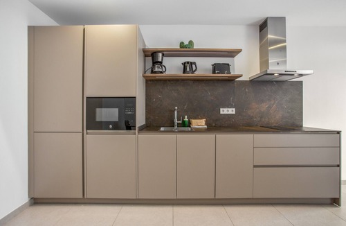 Santa Cruz de Tenerife Apartment | Vacation Apartment 'Obsidian Ático Tajinaste City' with Sea View, Wi-Fi and Air Conditioning