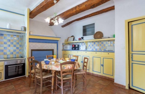 Besse-sur-Issole House | Vacation home Le Mas by Interhome