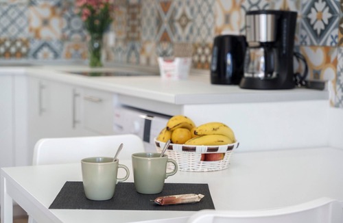 San Miguel de Abona House | Vacation Home 'La Sabina De Manuel2' with Sea View, Private Terrace and Wi-Fi