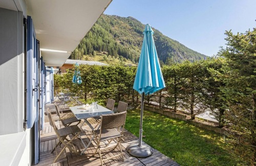Vallorcine Apartment | Vallorcine Balme 01 Ski-In Retreat w/Shared Pool & Sauna, Vallorcine (Argentiere), France