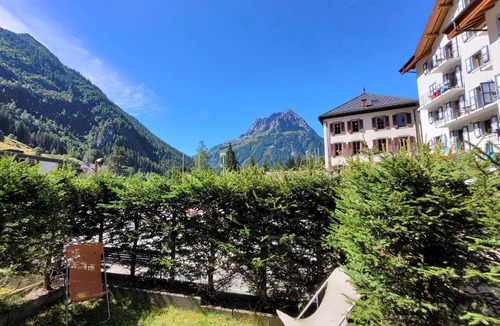 Vallorcine Apartment | Vallorcine Balme 01 Ski-In Retreat w/Shared Pool & Sauna, Vallorcine (Argentiere), France