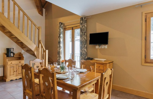 Vallorcine Apartment | Vallorcine Buet 53 Ski-In Retreat w/Shared Pool & Sauna, Vallorcine (Argentiere), France