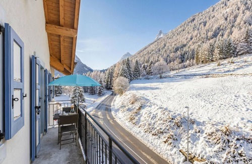 Vallorcine Apartment | Vallorcine Buet 53 Ski-In Retreat w/Shared Pool & Sauna, Vallorcine (Argentiere), France
