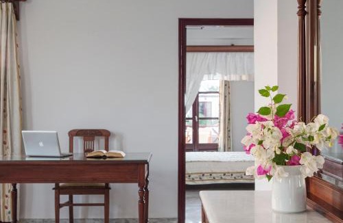 Perissa Resort | Veggera Beach Hotel
