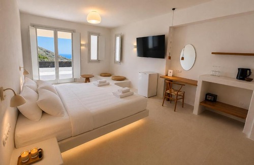 Akrotiri Hotel | Vespera Private Luxury Suites