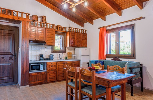 Linoperamata Villa | Viewtifull-villas 1 -Private pool & Playground