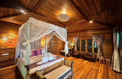 Ko Phi Phi Hotel | Viking Nature Resort