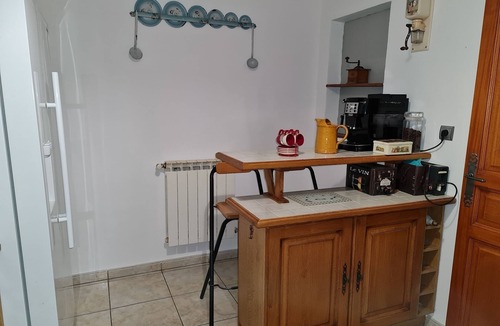 Saint-Julien Villa | VILLA 100 m2 WITH SWIMMING POOL, SUMMER KITCHEN - IDEAL FOR FAMILY