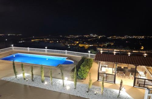 Armenime Villa | Villa 4-bedroom with cool sea views