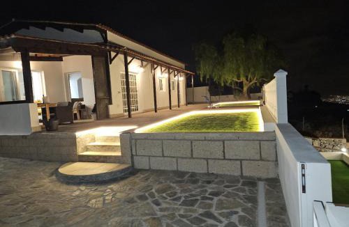 Armenime Villa | Villa 4-bedroom with cool sea views