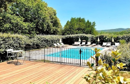 Neoules Villa | Villa 5* Les Chênes with swimming pool in a vineyard 5 suites 11 pers