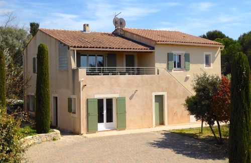 Village of Castellet Villa | Villa aircon, indoor pool heated, paradis for children, pin-ball, WLAN free
