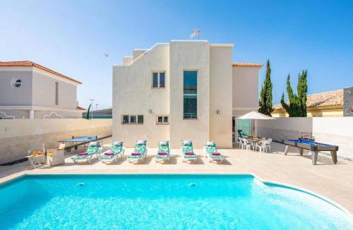 Costa Adeje Villa | Villa Alegria by Villa Plus