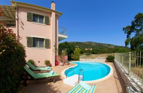 Makriotika Villa | Villa Alkioni, Stamoulis villas at the heart of the island