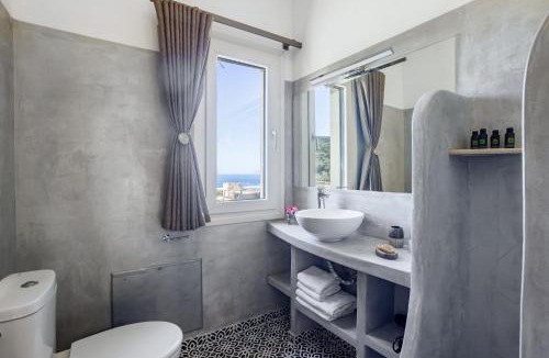 Skopelos Town Villa | Villa Anatoli