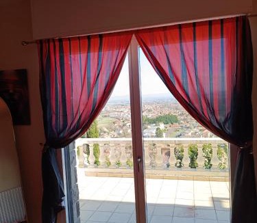 Blanzat Villa | Villa avec vue panoramique l'Eveil des sens