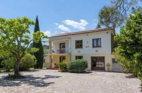 Aubenas House | Villa Bella Piscine & Jardin