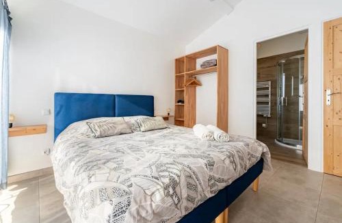 Draguignan House | Villa Blanche - Suite en Provence