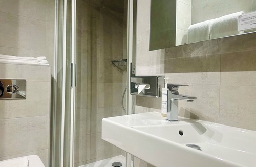 Greoux-les-Bains Hotel | Villa Borghese, The Originals Relais