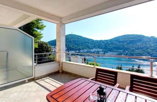 Babin Kuk Apartment | Villa by the Sea