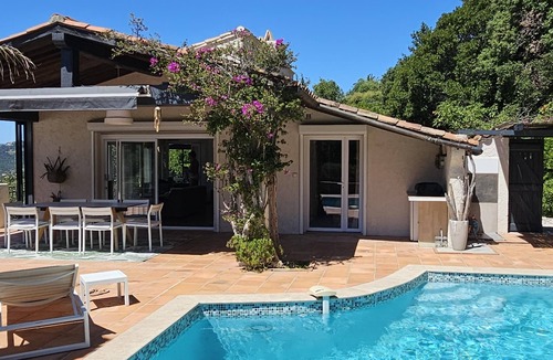 Les Issambres Villa | Villa Casa Walulu, 4* sea view, on the Gulf of St Tropez