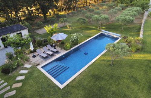 Rognes Villa | Villa Cireline en Provence, Rognes, La Fontaine du Roy