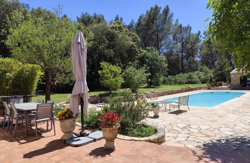 Cotignac Villa | Villa 'Colle D'Auban' with Private Pool, Wi-Fi and Air Conditioning