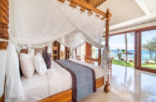 Candi Dasa Villa | Villa Dahlia, 4 bed Oceanfront Retreat, Candidasa