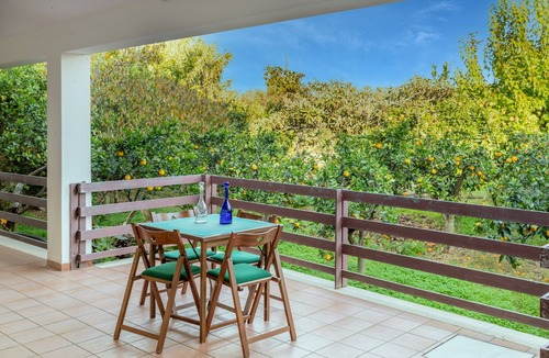 Villa Castelli Villa | Villa 'Dany with Pool' with Private Pool, Wi-Fi and Air Conditioning